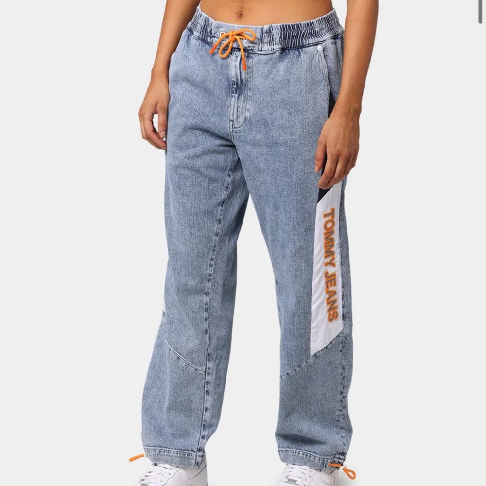 BRAND NEW Tommy Jeans